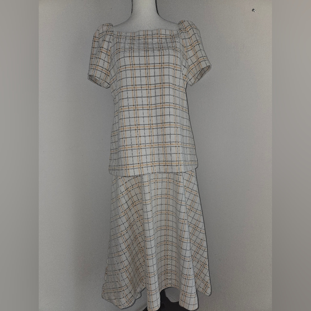 🚚Ann Taylor White and Tan Puff Sleeve Sundress